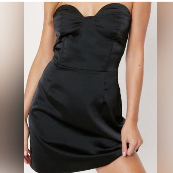 NWT Naked Wardrobe The Statement Black Satin Corset Ruched Strapless Mini Dress - Picture 1 of 10